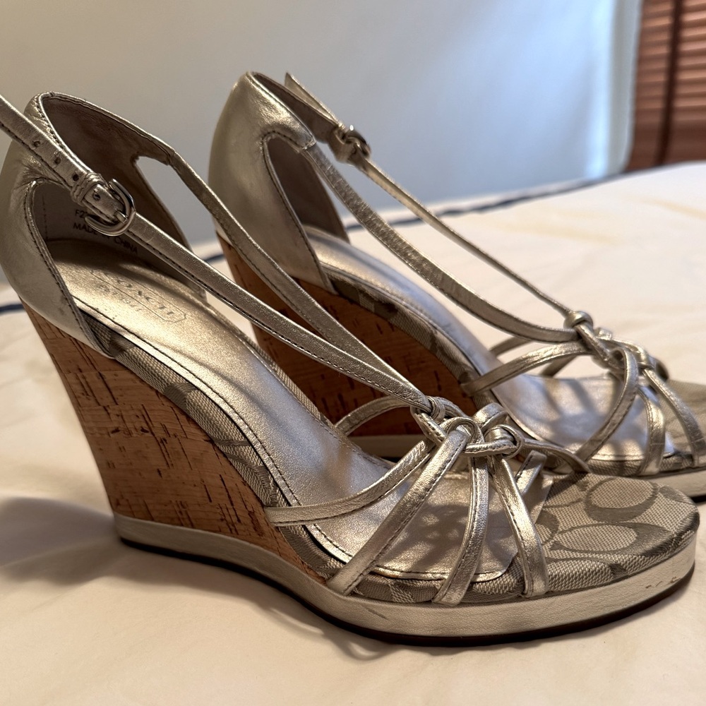 COACH Metallic Silver Joslin Kid Strap Wedge Sandals Women's Size 9.5